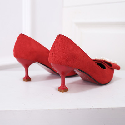 Elegantne ženske cipele s kopčom - dva modela