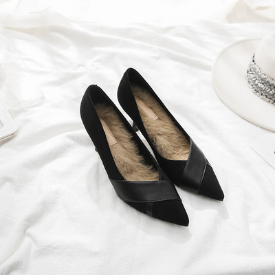 Ženske cipele na špic s mekom podstavom u dvije boje