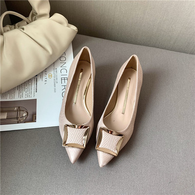 Ležerne ženske cipele na špic s četvrtastom petom od 5 cm