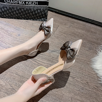 Moderne ženske cipele s trakom s petom 5 cm
