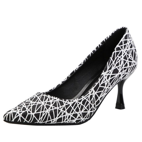 Moderne ženske cipele na visoku petu - model na špic