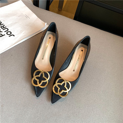 Ženske cipele sa metalnim elementom i petom od 5 cm u više boja