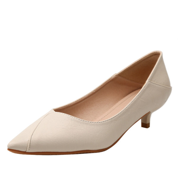 Ležerne ženske kožne cipele na petu - model na špic u bež i crnoj boji