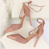 Ženske sandale od eko brušene kože i čipke