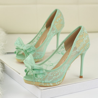 Elegantne ženske čipkaste cipele s vrpcom i petom od 9,5 cm