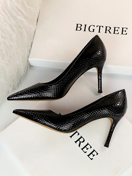 Elegantne ženske kožne cipele s petom od 8 cm