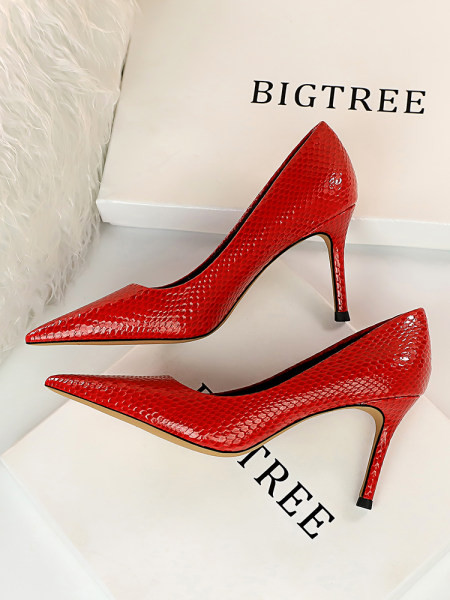 Elegantne ženske kožne cipele s petom od 8 cm