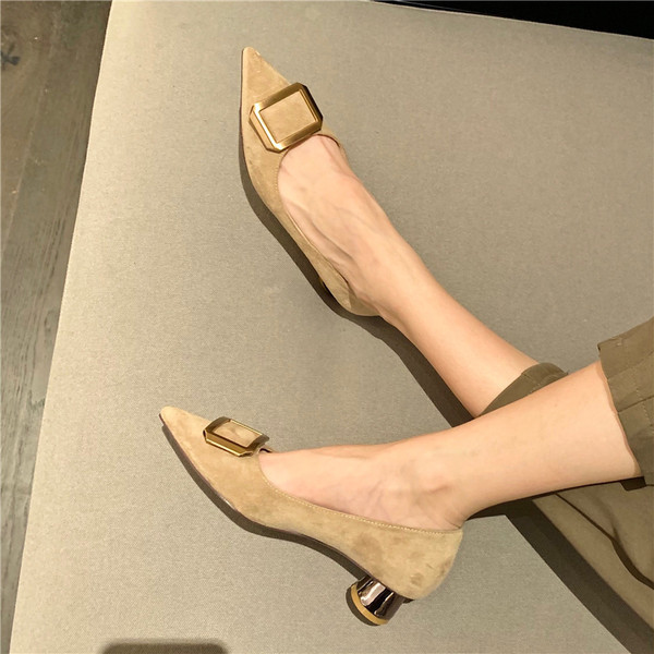 Novi model ženskih cipela sa kopčom u tri boje