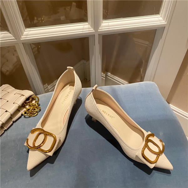 Moderne ženske cipele na visoku petu 5 cm - tri boje