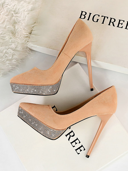 Visoke ženske cipele od eko antilopa i kamenčića