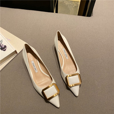 Metallist pandlaga naiste kingad - kunstnahk