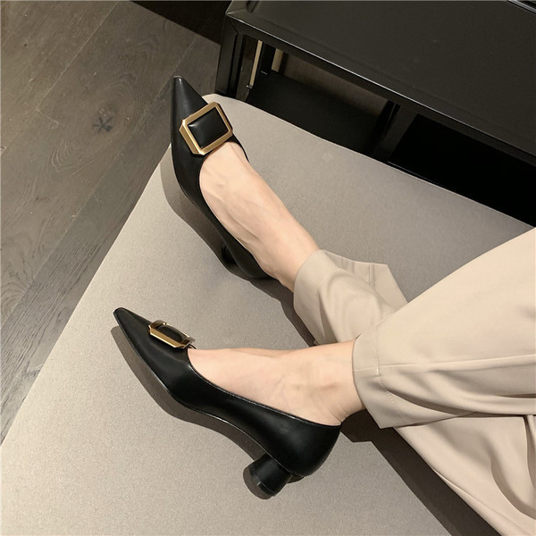 Metallist pandlaga naiste kingad - kunstnahk