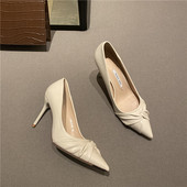 Novi model ženskih kožnih cipela na visoku tanku petu