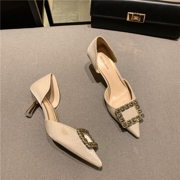 Moderne ženske cipele na špic sa metalnom kopčom u više boja