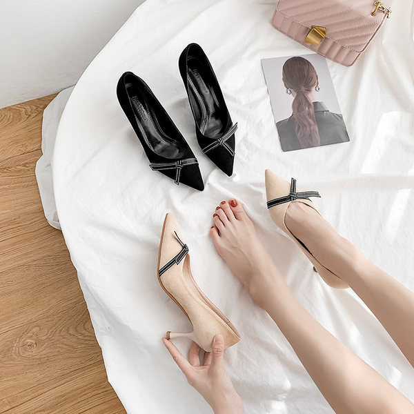 Ženske antilop cipele sa petom i trakom u dvije boje