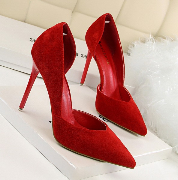 Ženske cipele od eko brušene kože na tanku petu