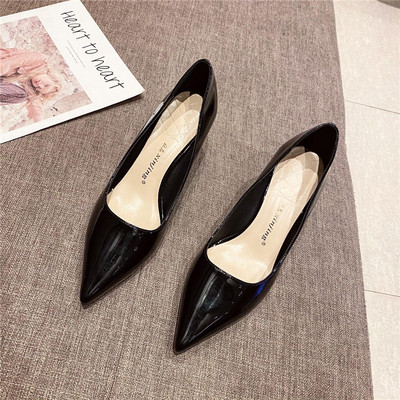 Novi model ženskih cipela na tanku petu visine 7 cm