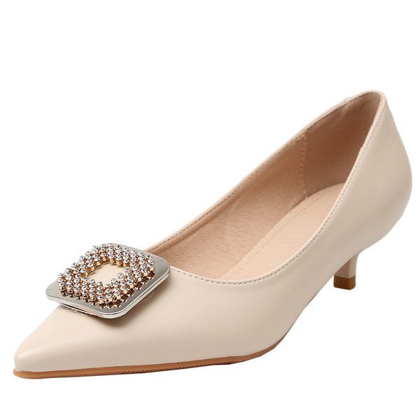 Ženske casual cipele s metalnim ukrasima u crnoj i bež boji