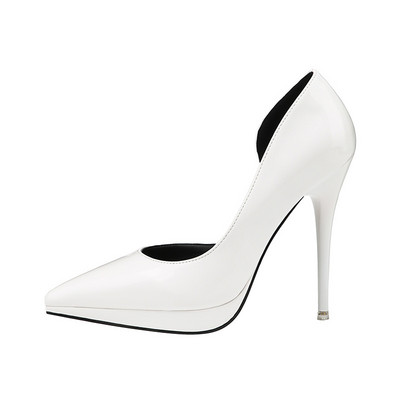 Ženske lakirane cipele s izrezima s petom i platformom