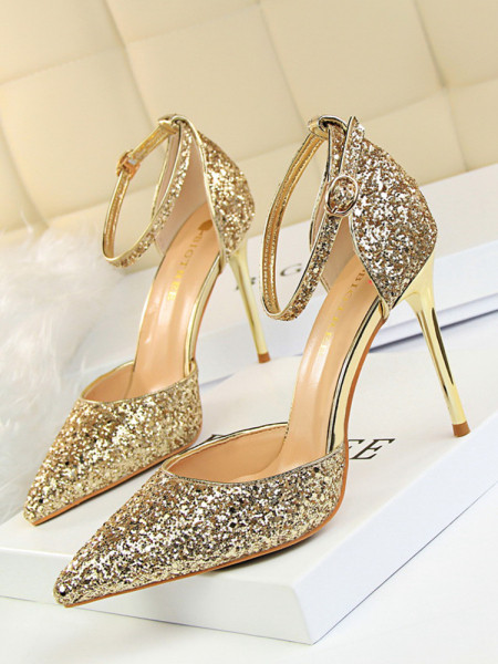 Elegantne ženske sandale sa sjajnim česticama