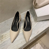 Novi model ženskih kožnih cipela na petu visine 5 cm