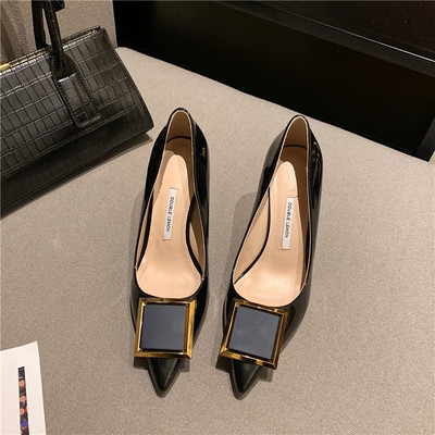 Novi model ženskih cipela od eko kože sa petom visine 8 cm