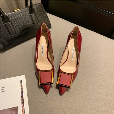 Novi model ženskih cipela od eko kože sa petom visine 8 cm