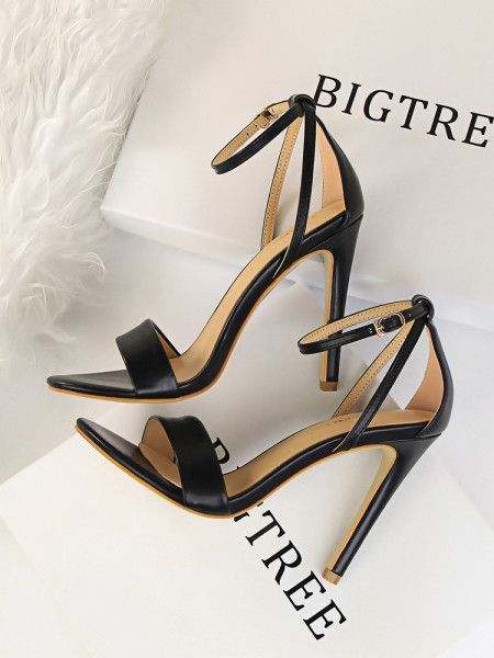 Moderne sandale na visoku petu i tanke remenčiće