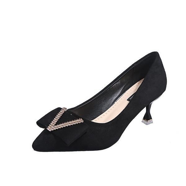 Ženske casual cipele na špic model od eko brušene kože