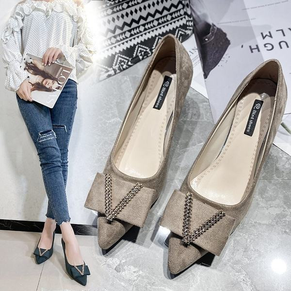 Ženske casual cipele na špic model od eko brušene kože