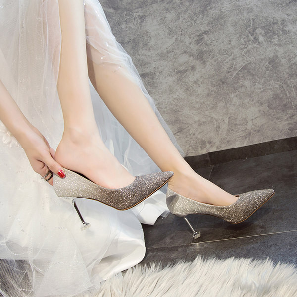 Sjajne ženske cipele na visoku petu 8,5 cm