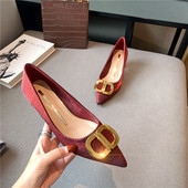 Novi model ženskih cipela na visoku petu u tri boje