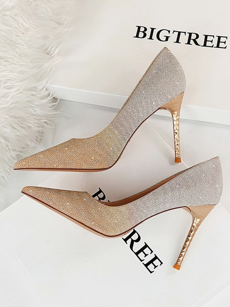 Ženske cipele u preljevnim bojama i sjajnim česticama