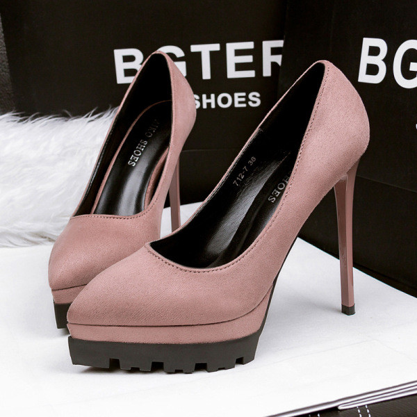 Moderne ženske cipele od eko brušene kože na tanku petu