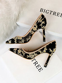 Ženske tekstilne cipele sa vezom