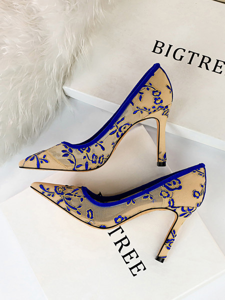 Ženske tekstilne cipele sa vezom