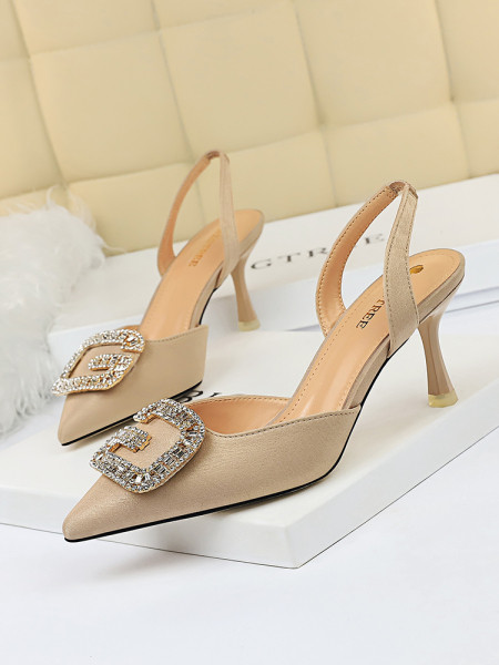 Ženske eko antilop sandale sa metalnim ukrasima i kamenčićima