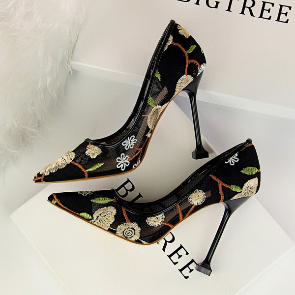 Ženske mrežaste cipele s cvjetnim uzorkom i petom od 10 cm