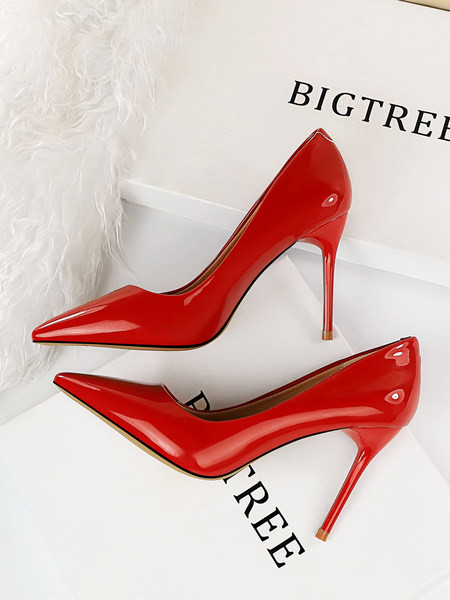 Elegantne ženske cipele na tanku petu 9,5 cm