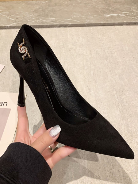 Ženske cipele od eko brušene kože sa kamenčićima