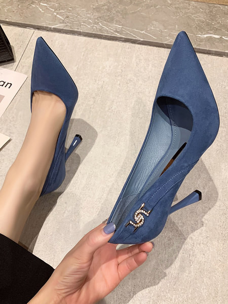 Ženske cipele od eko brušene kože sa kamenčićima