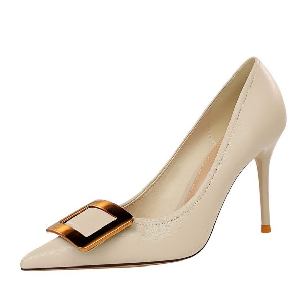 Ženske casual cipele s tankom petom i metalnom kopčom