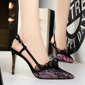 Novi model ženskih cipela sa čipkom i visokom petom 9 cm