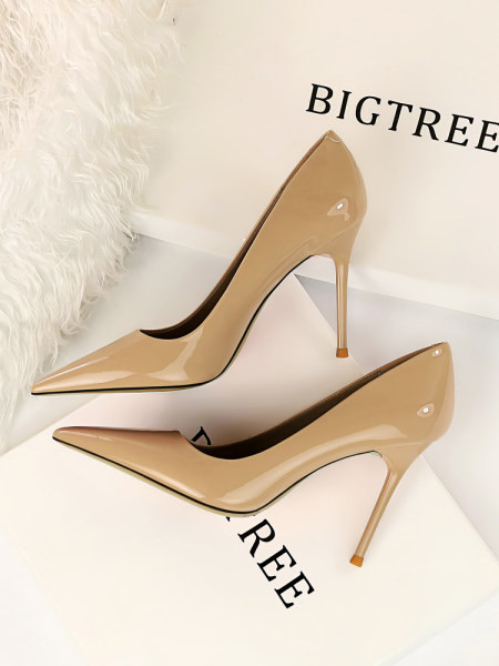 Pantofi de dama din piele lacuita cu toc inalt - 9,5 cm