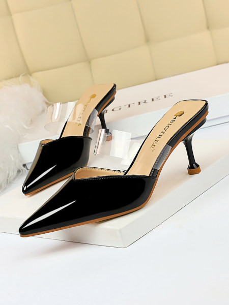 Ženske papuče od eko kože i silikona