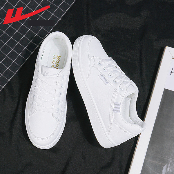 Novi model ženskih tenisica od umjetne kože sa ravnim đonom