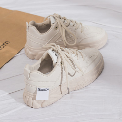 Ženske casual tenisice s amblemom