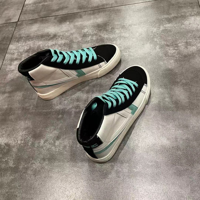 Novi model ženskih tenisica sa ravnim potplatom - dva modela