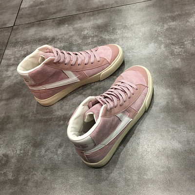 Novi model ženskih tenisica sa ravnim potplatom - dva modela