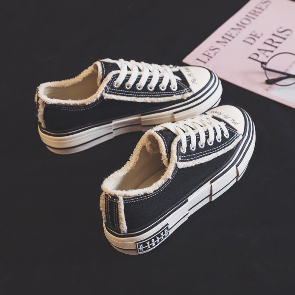 Ležerne ženske platnene tenisice s vezicama